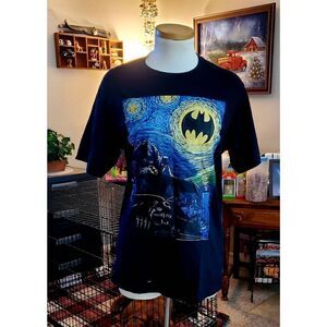 NEW WITH TAGS MENS BATMAN SHIRT